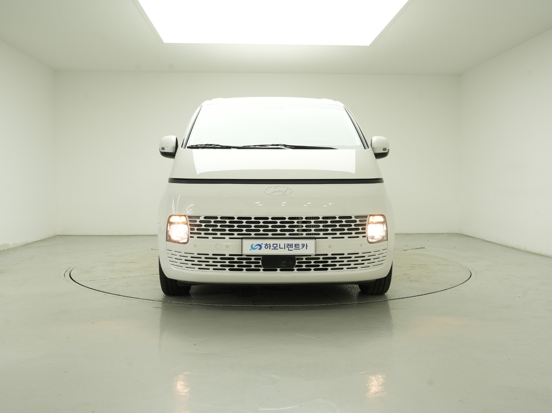 스타리아 투어러 디젤 2.2 9인승 모던 2WD 2024 년형